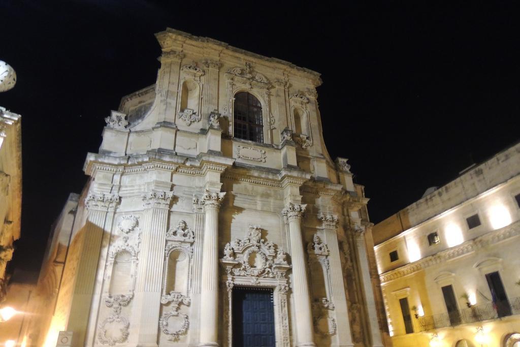 Bed and Breakfast Barocco.Oberdan Lecce Exterior foto