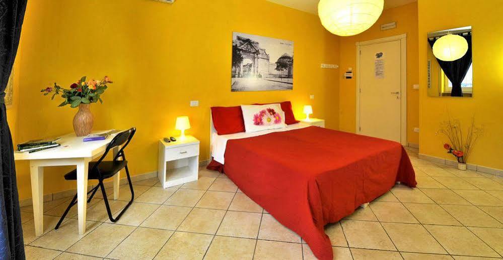 Bed and Breakfast Barocco.Oberdan Lecce Exterior foto
